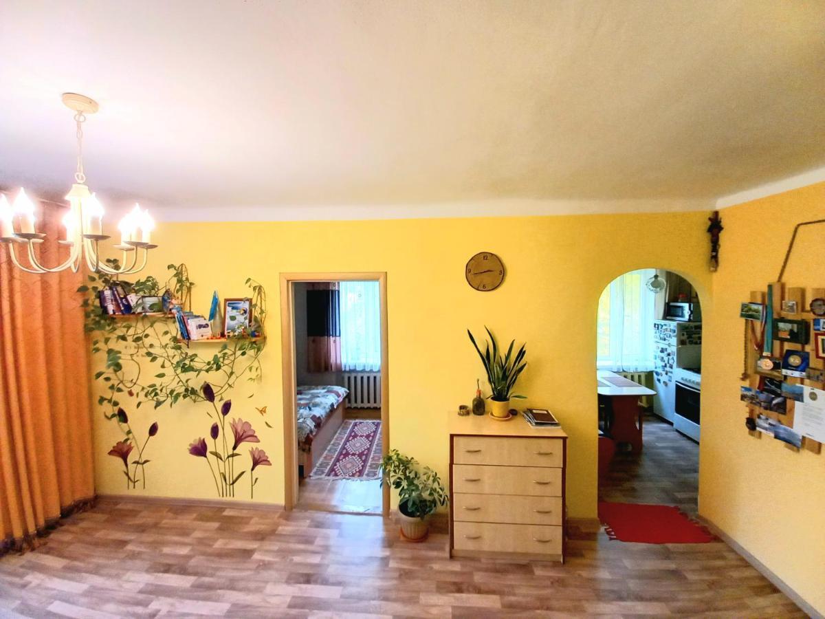 "В Центре Города" Квартира - "Downtown" Apartment Alma-Ata Exteriör bild